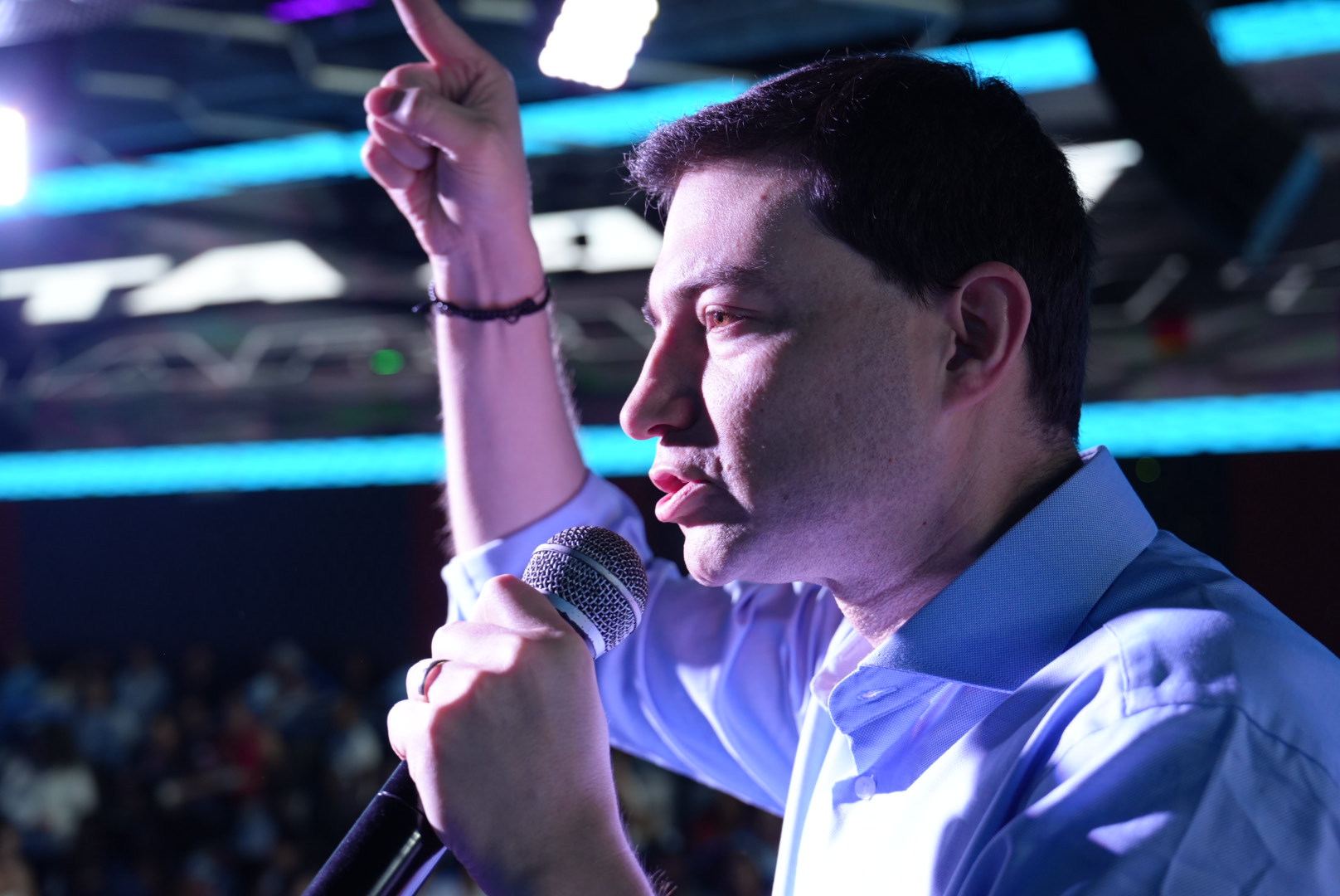 Felipe Córdoba emerge como la principal figura del conservatismo rumbo a 2026